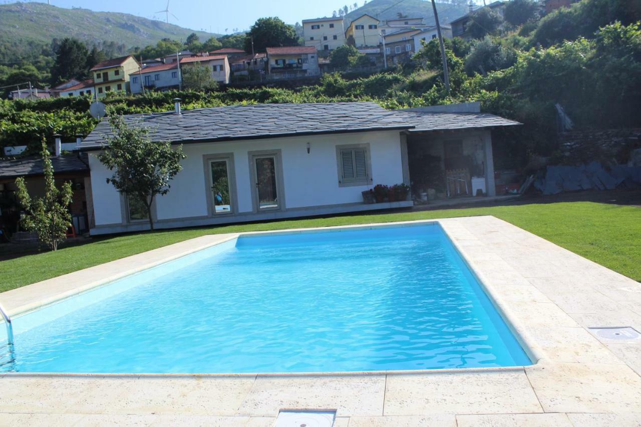 Recantos Da Montanha Candal  Bagian luar foto